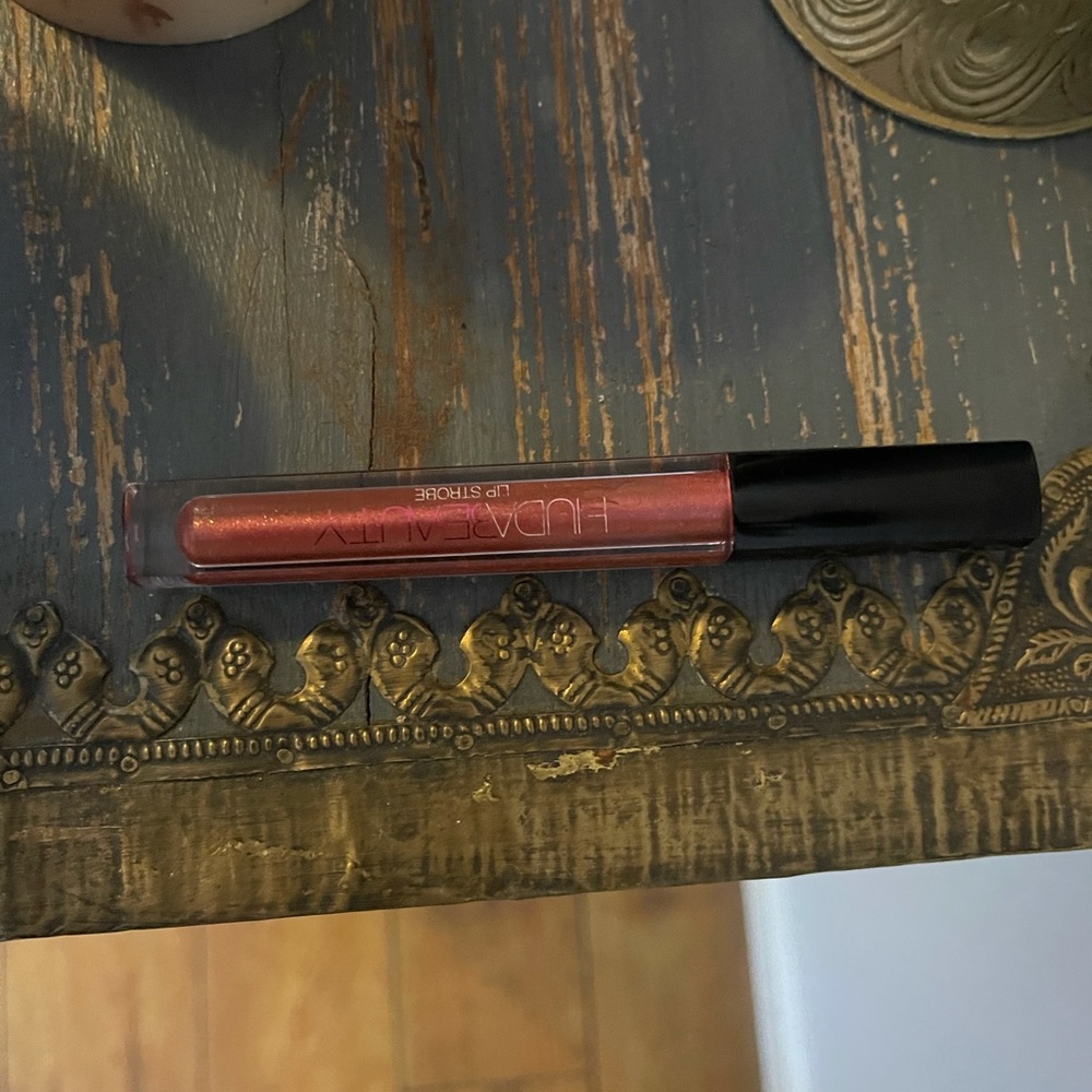 Huda lipstick